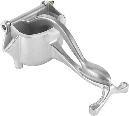 Manual fruit juicer